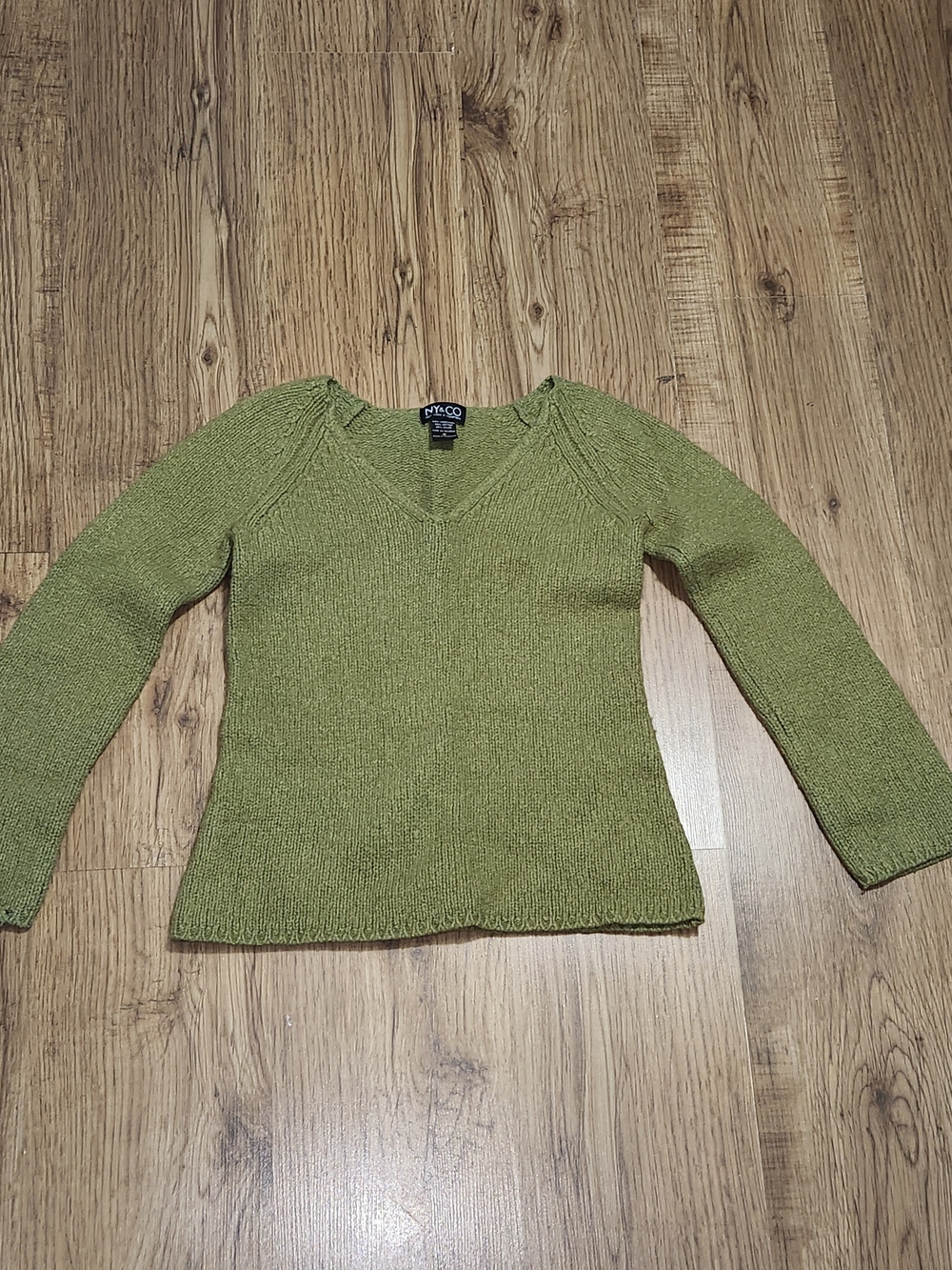 New York & Company Olive Green V-Neck Lightweight Knit Sweater
